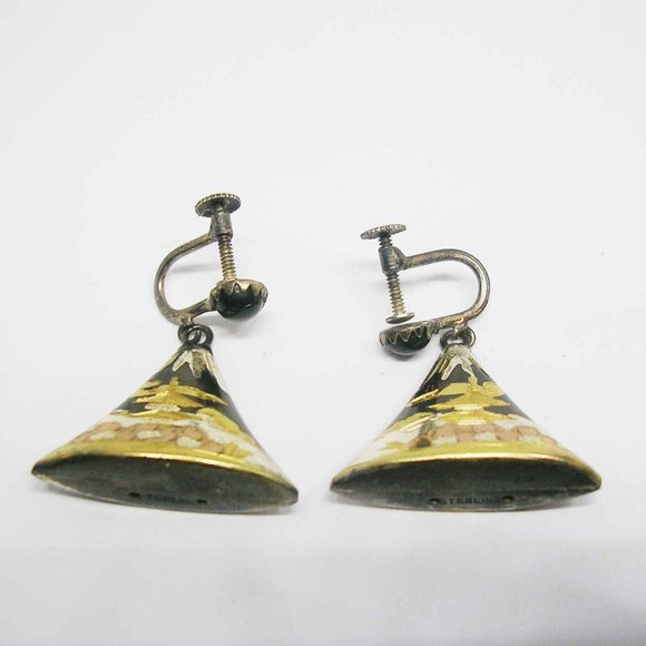 Sterling Silver Screw Back Earrings vintage hand engraved Amita Style Japan - Picture 2 of 3